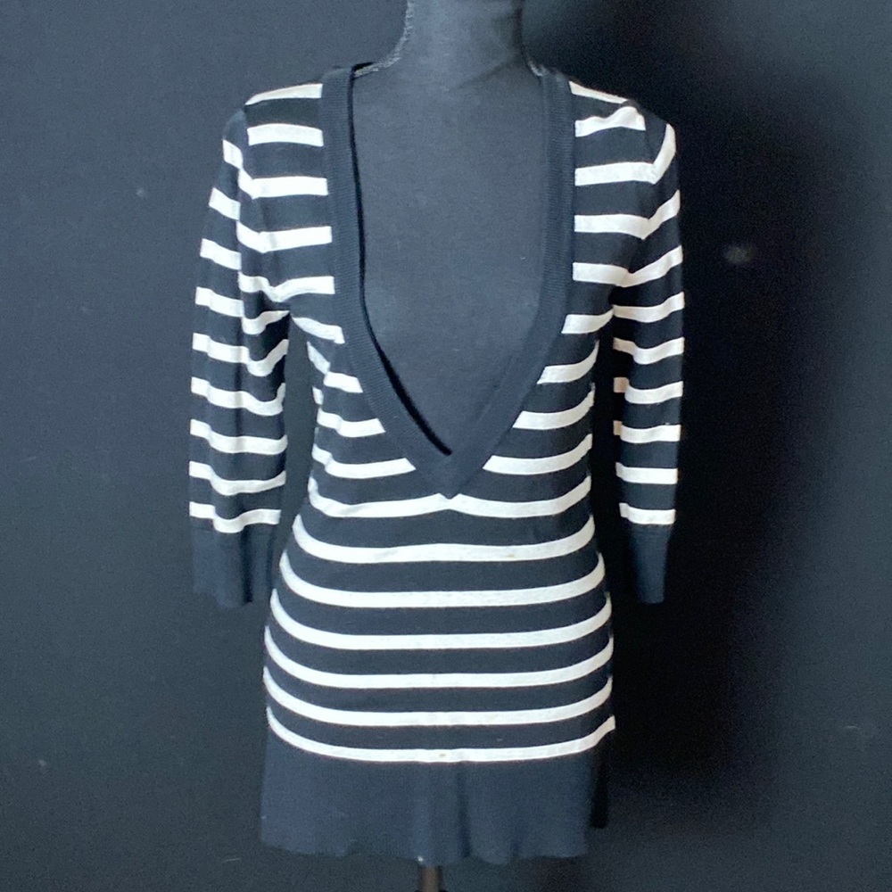 Tunic Style lightweight Sweater Top